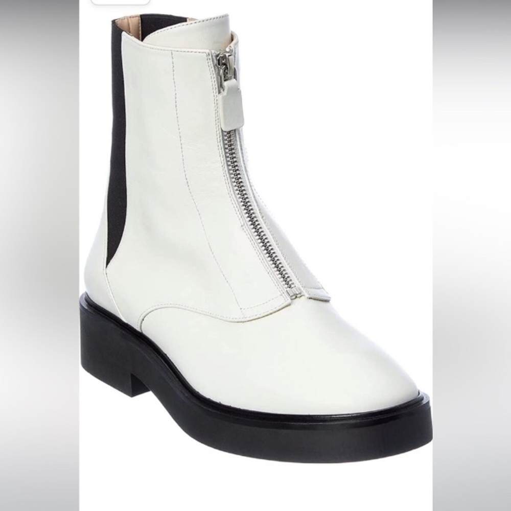 White Leather Lodge Zip Bootie | Stuart Weitzman